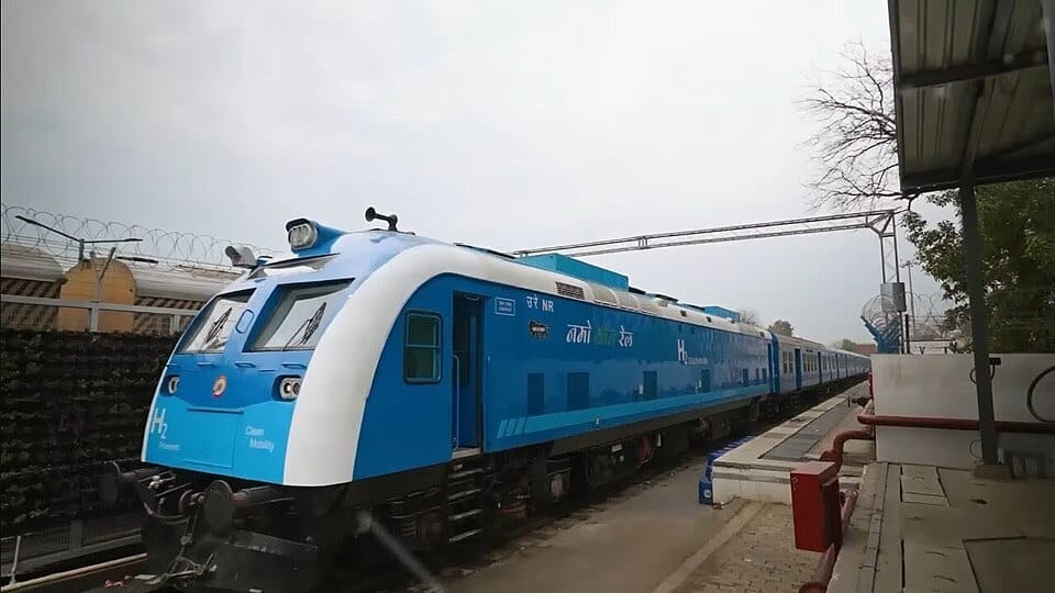 India hydrogen train: the NaMo Green Rail at Jind station before its first run